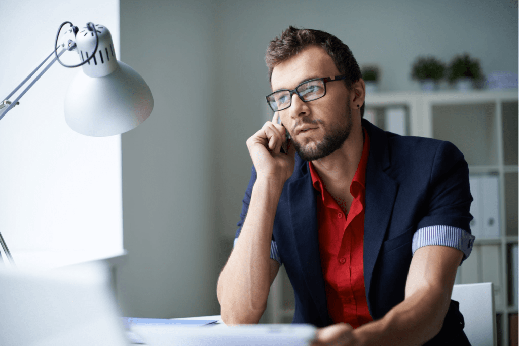 business-call-2021-09-24-02-39-35-utc-2048x1367