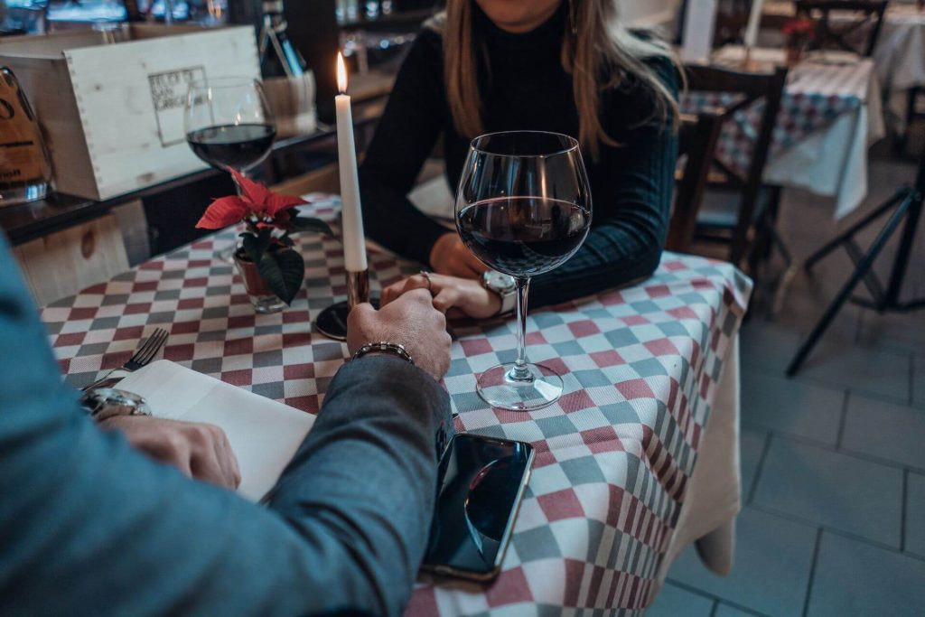 How to prepare for a first date